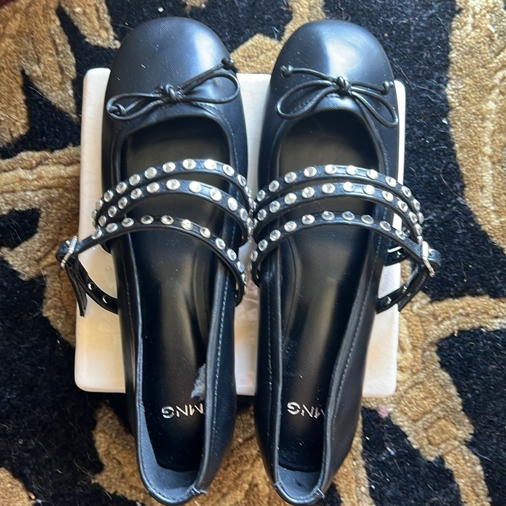 MANGO MNG Women’s Silver STUDDED Black BALLET FLATS WITH STRAPS Size 35/5